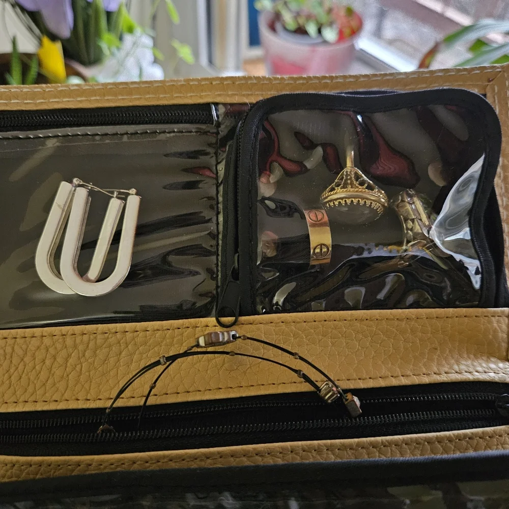 Tan Jewelry Travel Pouch with Silver Ring Accent. Foldable.*** SEE SELLER'S NOTE